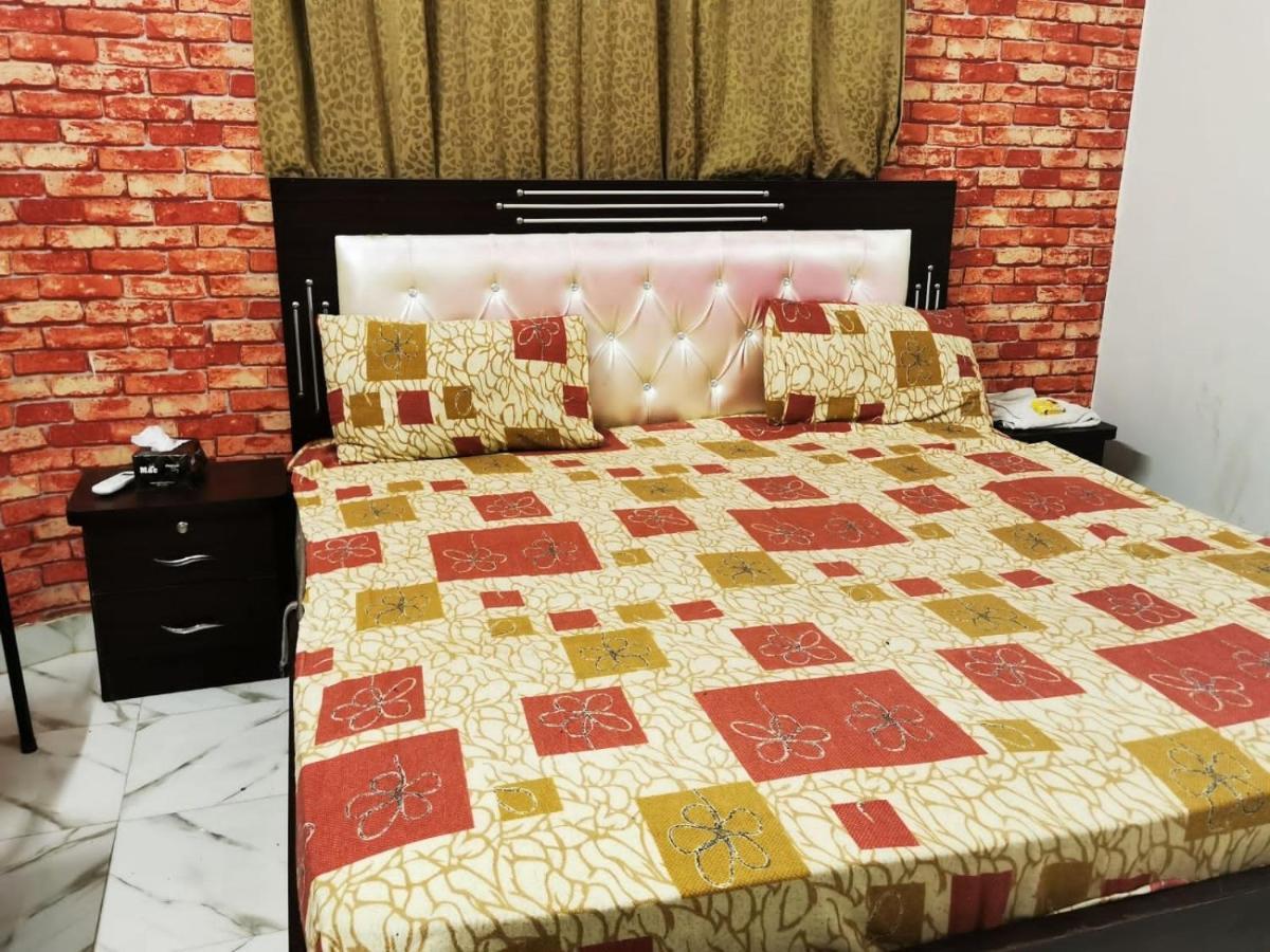 Gulshan Guest House Карачи Экстерьер фото