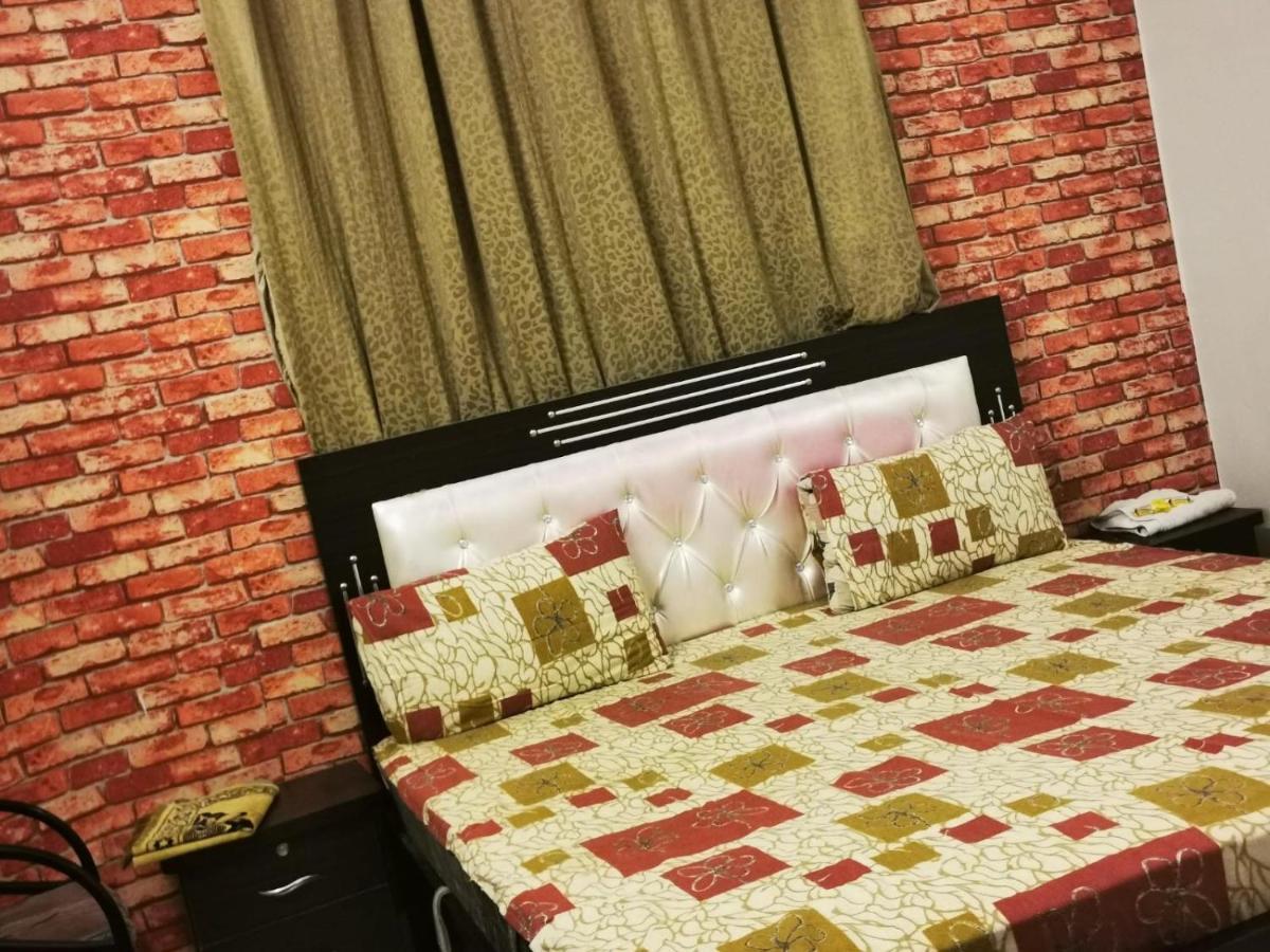 Gulshan Guest House Карачи Экстерьер фото