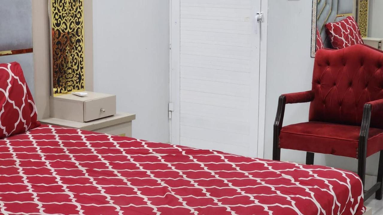 Gulshan Guest House Карачи Экстерьер фото
