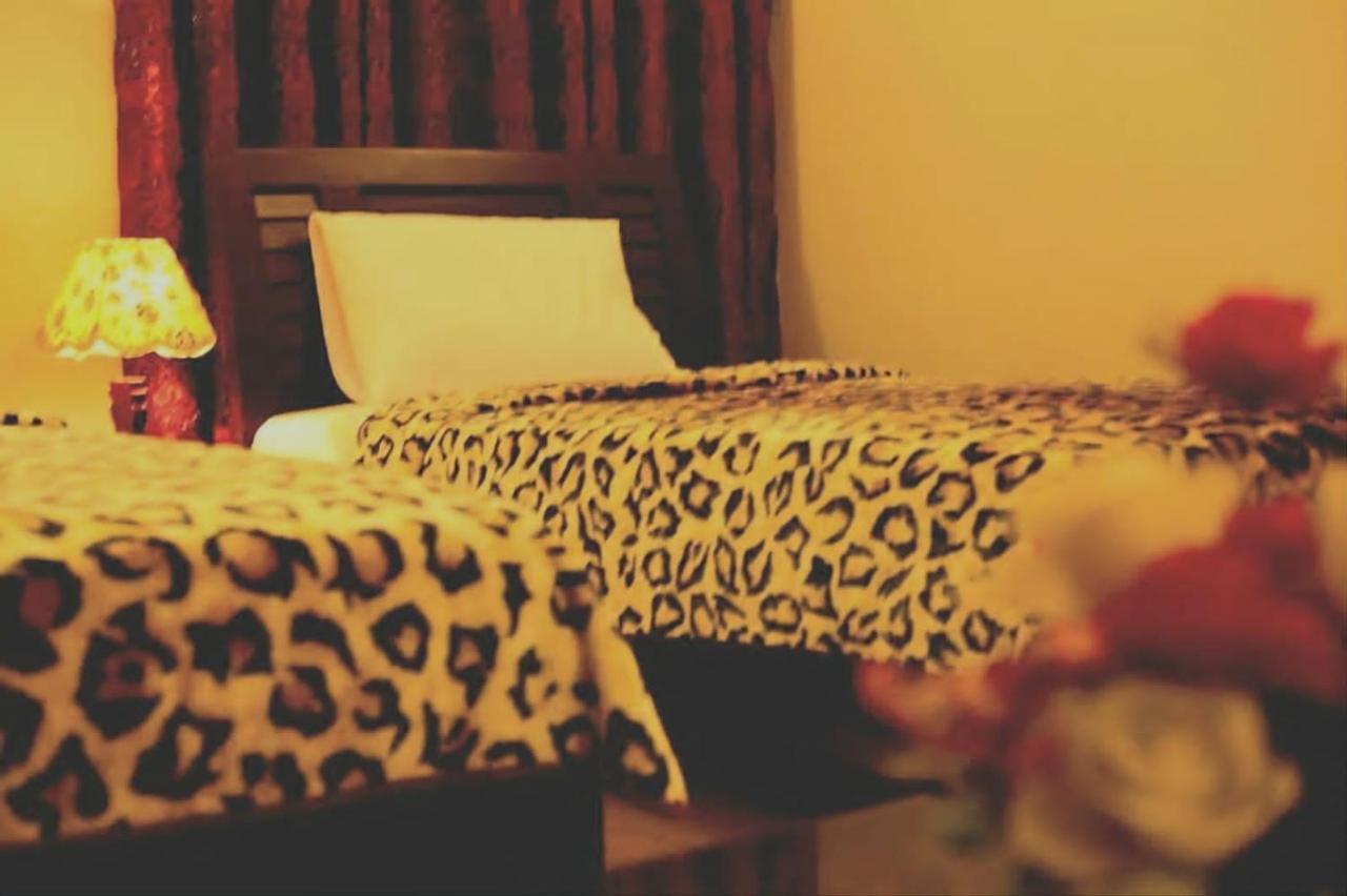 Gulshan Guest House Карачи Экстерьер фото