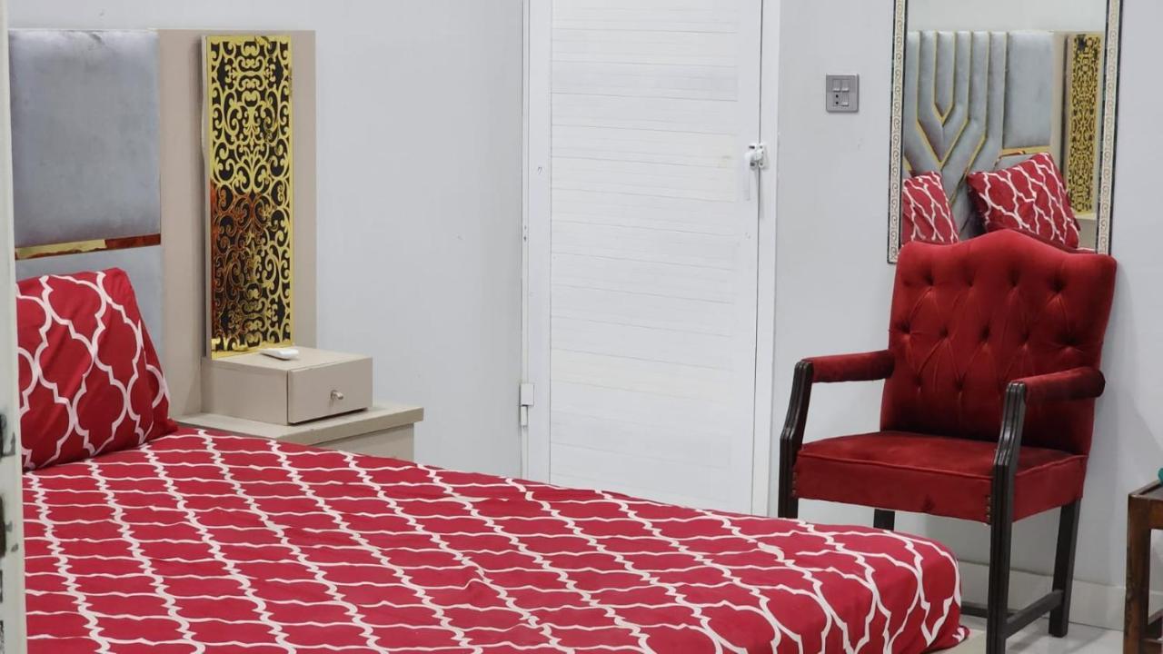 Gulshan Guest House Карачи Экстерьер фото