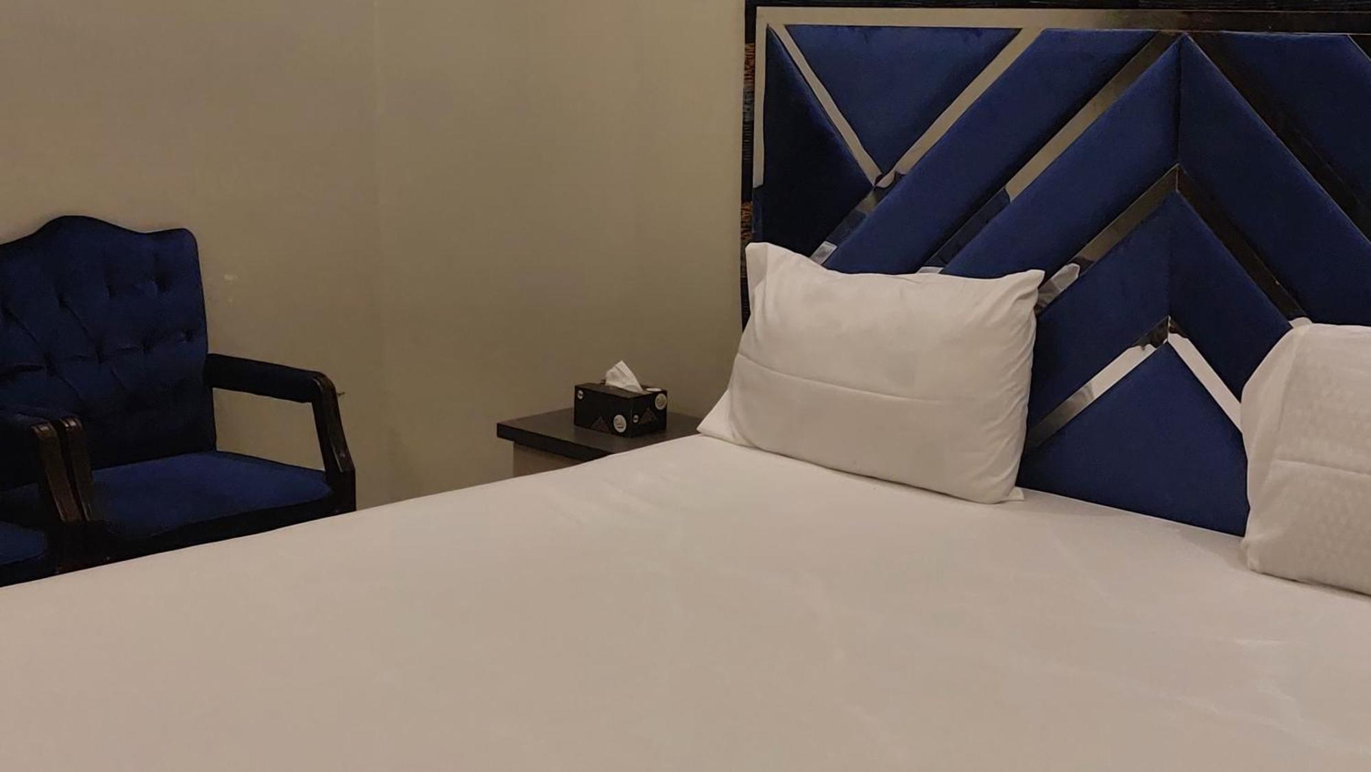 Gulshan Guest House Карачи Экстерьер фото